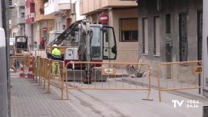 Bigastro inicia las obras en su casco antiguo para cambiar la red de agua potable