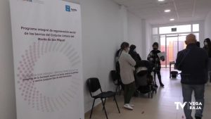 La inmersión lingüística y laboral sigue su curso en los barrios del Monte San Miguel de Orihuela