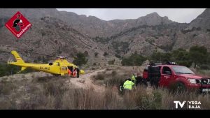 Los bomberos rescatan a un joven de 21 años inconsciente y con convulsiones en el Pico del Águila