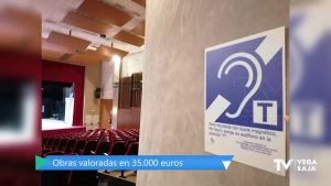 El Auditorio Municipal de Rafal adapta 30 butacas para personas con problemas de audición