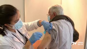 Nueva ronda de vacunación masiva en Torrevieja: 2.000 personas en torno a los 80 años