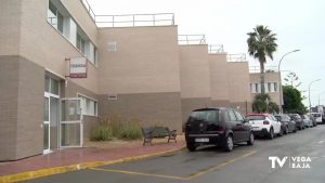 El Centro de Salud de Callosa de Segura vacuna los vecinos de 74 años