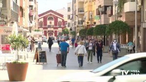 Con las esperanzas puestas en el verano para reactivar la economía