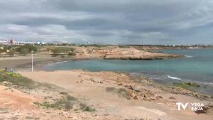 "Bandera negra" a Cala Mosca por su proyecto de urbanización