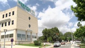 Cuatro pacientes ingresados por coronavirus en el Hospital Vega Baja: tienen entre 35 y 45 años