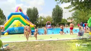 Benferri celebra la fiesta del agua para despedir el verano 2021