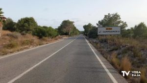 La Policía Local de San Miguel localiza a una mujer de 70 años desorientada por una carretera