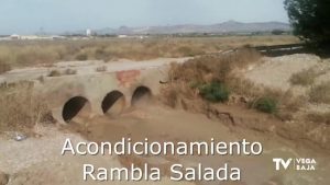 Limpieza a fondo en la Rambla Salada para evitar complicaciones en caso de fuertes lluvias