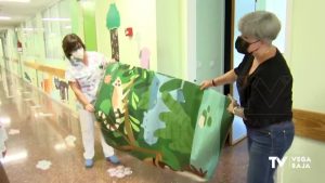 Las habitaciones de pediatría del Hospital Vega Baja se llenan de color
