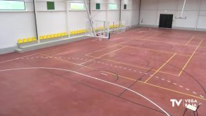 Finalizan las obras del nuevo pabellón deportivo cubierto de Benejúzar