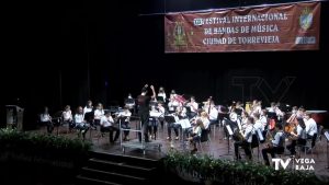 La Banda Infantil y Juvenil de Los Montesinos y la Unión Lírica Orcelitana triunfan en Torrevieja