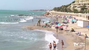 Los socorristas estarán en las playas de Orihuela Costa los fines de semana hasta el 17 de octubre