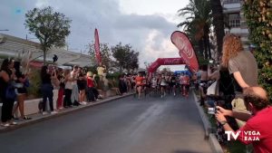 350 deportistas corren la IV Legua Nocturna Puerto Torrevieja “Gran Premio Hospital de Torrevieja”