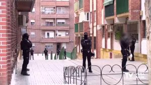 Se paraliza el desahucio de una madre con cuatro hijos menores en Orihuela