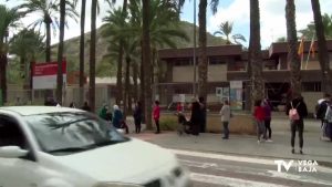 Familias del Villar Palasí piden mejorar la seguridad en los accesos del colegio
