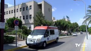 Un trabajador de 51 años resulta herido al caer de seis metros de altura en una empresa de Callosa