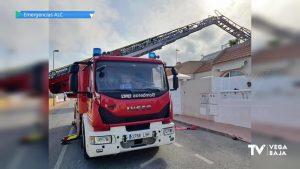 Los bomberos rescatan a una mujer de 80 años con fractura de cadera