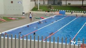 Torrevieja aprueba la contratación de 80 monitores para sus escuelas deportivas por 750.000€ al año