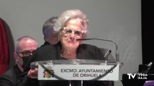 Rocío Caparrós ya es Hija Adoptiva de la Ciudad de Orihuela