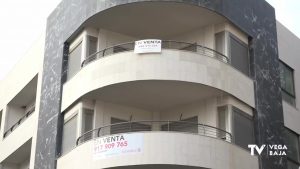 Indignación entre vecinos tras la compra de 22 viviendas en Callosa por "emergencia habitacional"