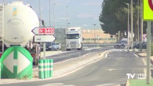 Una niña de 2 años resulta ilesa en un choque de alto impacto en la N-340, a la altura de Orihuela