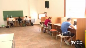 Los universitarios ultiman los días de estudio antes de los exámenes finales