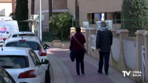 Orihuela exige a Correos la entrega de los envíos postales en las viviendas de la costa