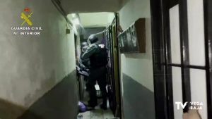 La Guardia Civil desarticula un grupo especializado en el robo de catalizadores