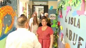 Primera visita de Raquel Tamarit a la Vega Baja como consellera de Educación