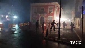 Culto al fuego en Rojales de la mano de los "Correfocs"