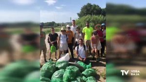 Se buscan "embajadores" en cada municipio de la Vega Baja para recoger basura en entornos naturales