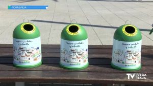 109 restaurantes, bares y chiringuitos de Torrevieja se suman al reciclaje de vidrio en verano