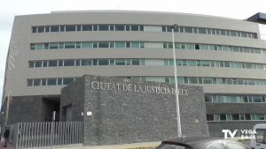 Piden tres años y medio de prisión para un hombre acusado de traficar con drogas en Torrevieja