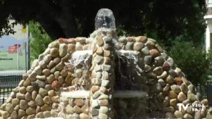 El Jardín-Glorieta de Callosa de Segura estrena fuente y zona ajardinada