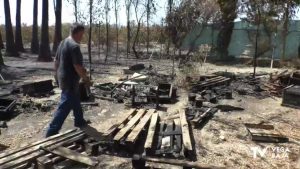 Lo ha perdido casi todo en el incendio y pide ayuda