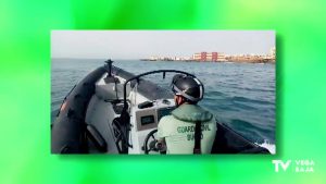 La Guardia Civil rastrea aguas torrevejenses tras el hallazgo de siete cadáveres en el mar