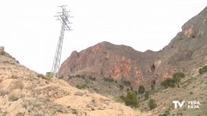 El Grupo Oriolano de Montañismo organiza actividades para disfrutar de la sierra y el medio natural