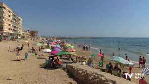 Un hombre y una mujer mueren ahogados en la playa de la Mata