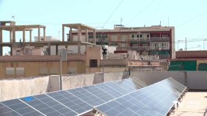 Callosa instala paneles fotovoltaicos y puntos de recarga para vehículos eléctricos