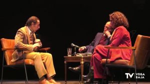 Antonio de la Torre presenta "Un hombre de paso" en el Teatro Municipal de Torrevieja