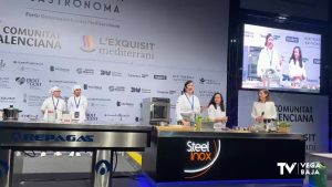 La chef Aurora Torres presume de alcachofa en la Feria Gastronómica del Mediterráneo