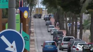 Un estudio de tráfico en La Zenia determinará la creación aparcamientos disuasorios en la N-332