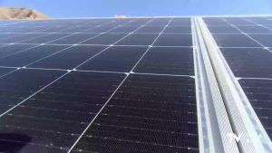 Cambiemos pide impulsar el uso de placas fotovoltaicas.