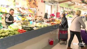 Los consumidores aprecian poco descuento en los precios de alimentos básicos tras la rebaja del IVA