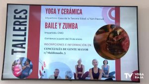 Los mayores de Torrevieja inician los cursos de cerámica, yoga, zumba, sevillanas y bailes de salón