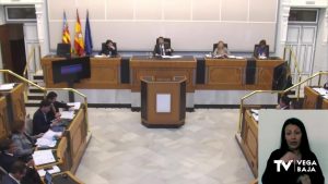 El pleno de Diputación aprueba rebajar el precio del agua procedente de las desalinizadoras