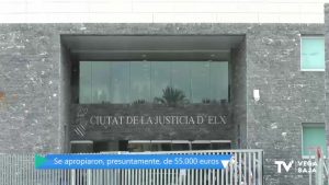 La Fiscalía pide seis años de cárcel y multas para dos administradores inmobiliarios de Torrevieja