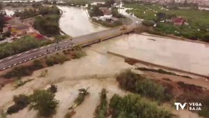 Los Juzgados de Aguas de la Vega Baja firmarán un plan de inundaciones con el Consell y el Gobierno