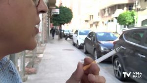 Los vapeadores y el falso mito de la terapia para dejar de fumar