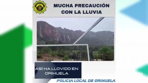 Los bomberos atienden una veintena de incidencias en la provincia como consecuencia de las lluvias